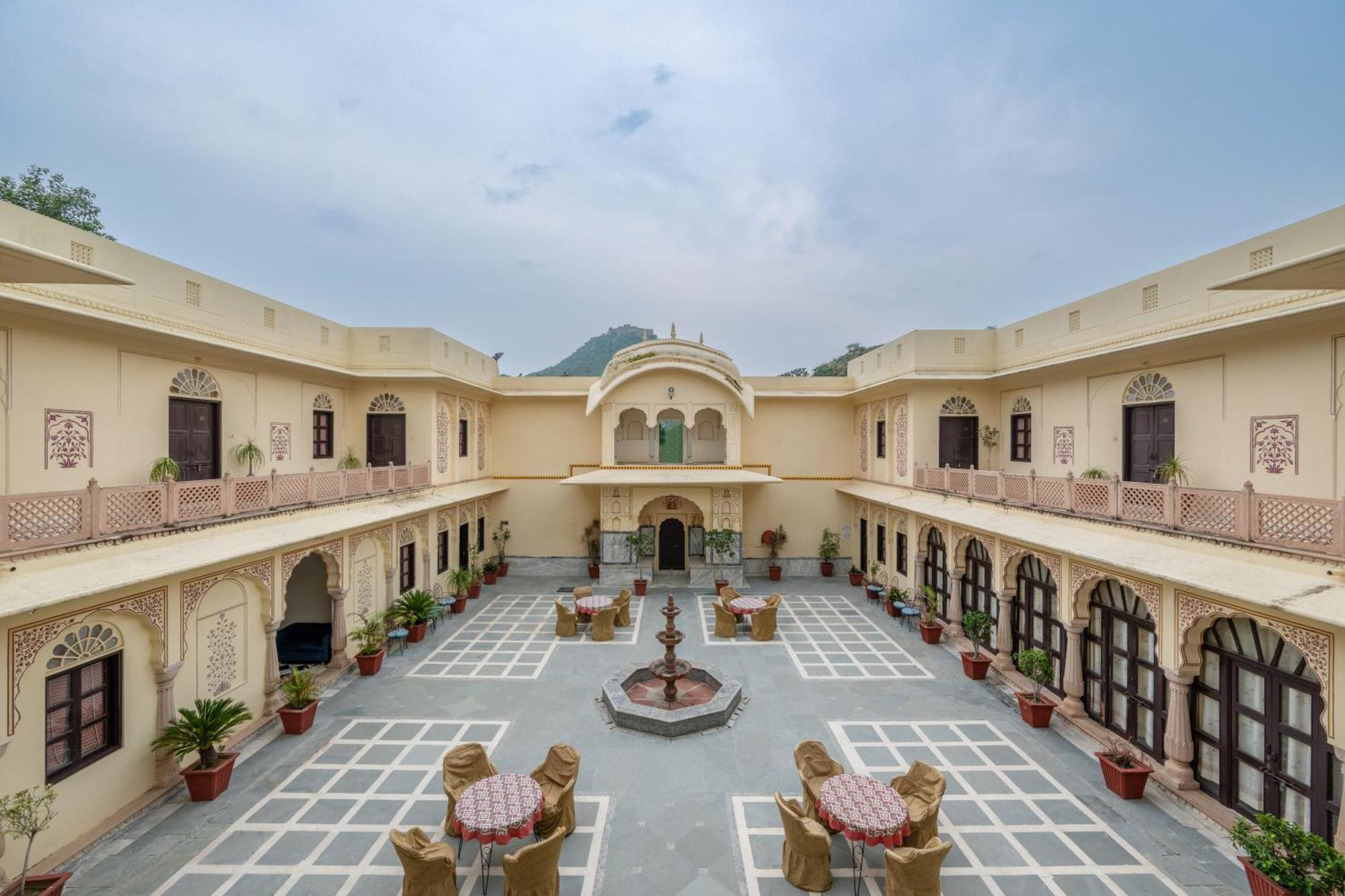 Dhulagarh Heritage Palace Hotel Near Jaipur Bānskhoh 外观 照片